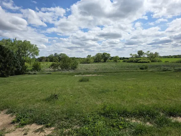 1375 Pheasant TRL, Hampshire, IL 60140