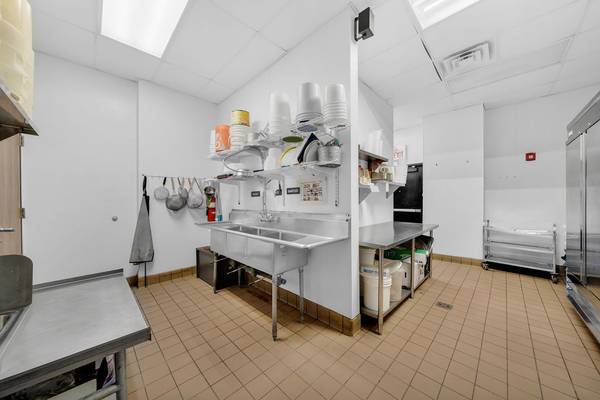5926-28 S PULASKI RD, Chicago, IL 60629