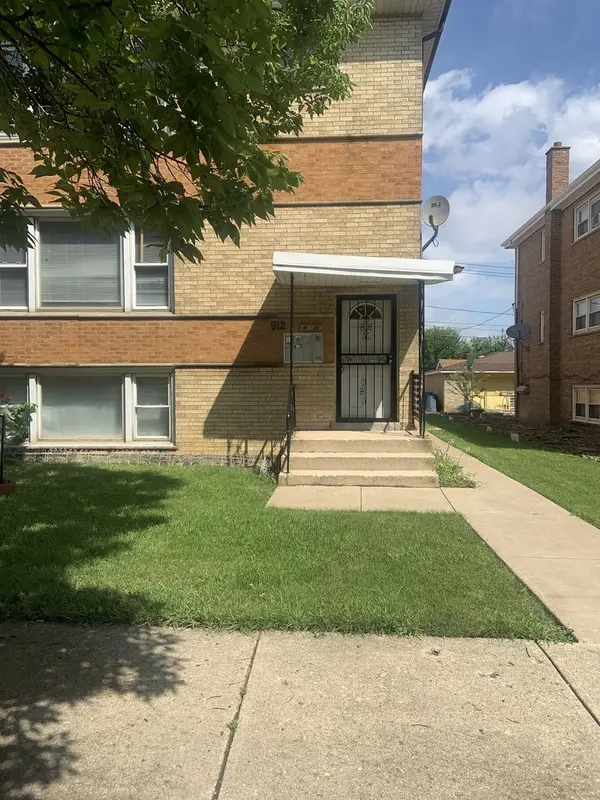 912 W 95th ST, Chicago, IL 60643