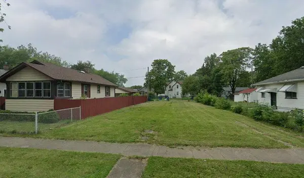 1441 E Oak ST, Kankakee, IL 60901