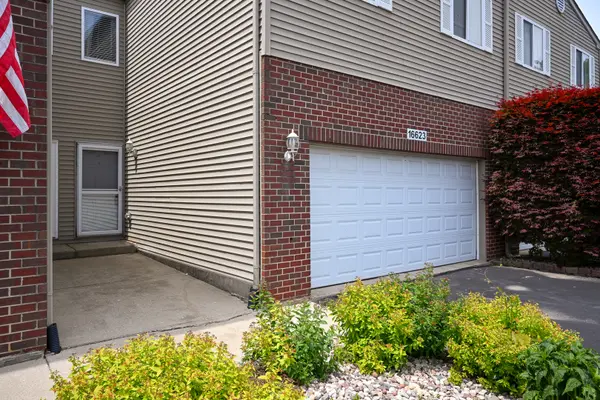 16623 Willow Walk DR, Lockport, IL 60441