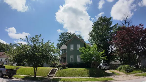 712 S 19th, Quincy, IL 62301