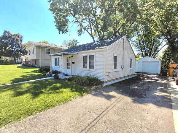 415 S Van Buren ST, Batavia, IL 60510