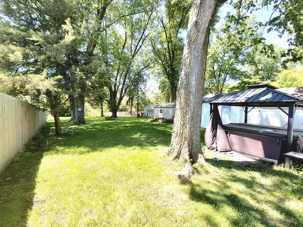 415 S Van Buren ST, Batavia, IL 60510
