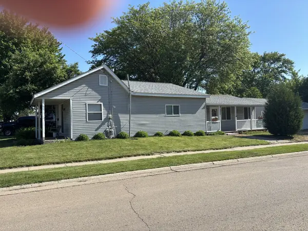 1701 Lincoln AVE, Mendota, IL 61342
