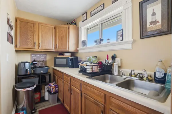 1324 7th AVE, Moline, IL 61265