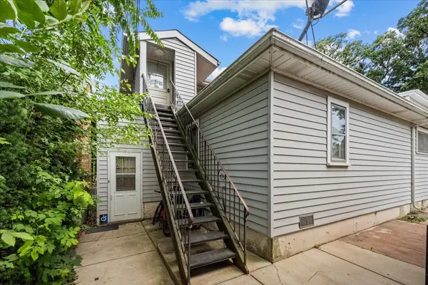 2490 Green Bay RD, Highland Park, IL 60035