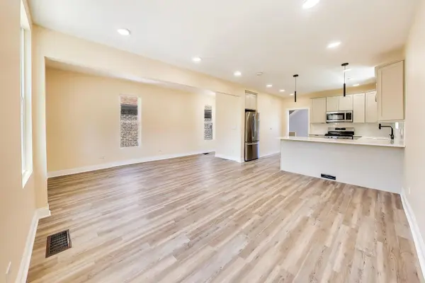 3723 S Winchester AVE, Chicago, IL 60609
