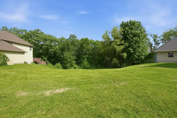 207 Windham CIR, Yorkville, IL 60560