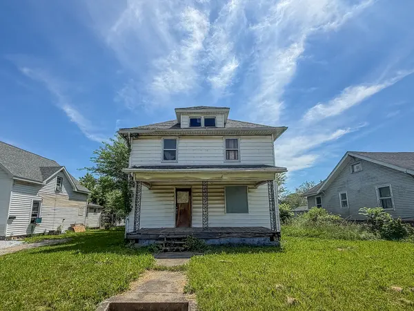 3 N State ST, Danville, IL 61832