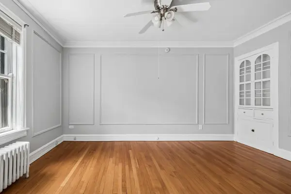 538 Michigan AVE #3F, Evanston, IL 60202