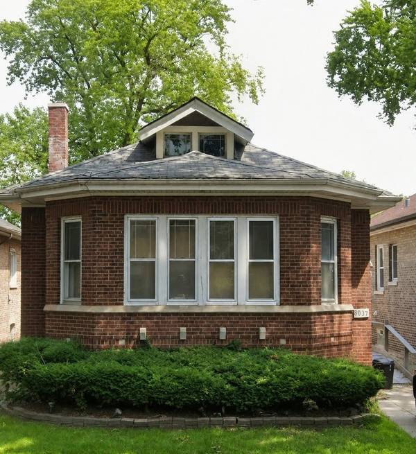 8037 S Paxton AVE, Chicago, IL 60617