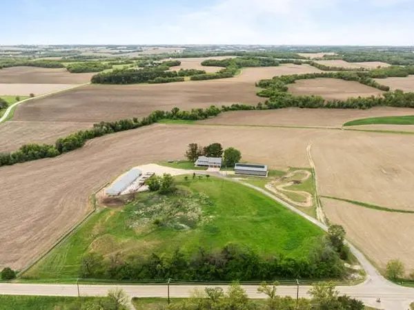8294 Leaf River RD, Leaf River, IL 61047