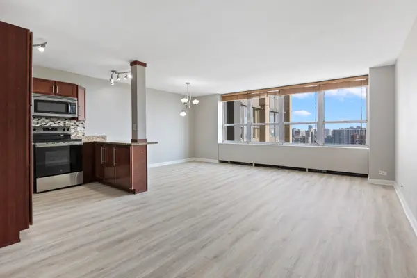 655 W IRVING PARK RD #2708, Chicago, IL 60613