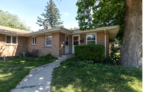 1807 Guilford RD, Rockford, IL 61107