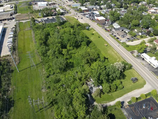 100 S Green Bay RD, Waukegan, IL 60085