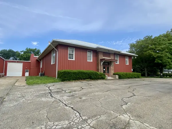 205 S Main ST, Seymour, IL 61875