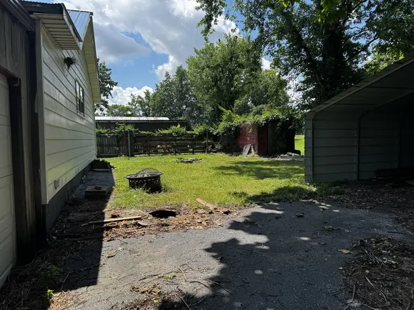 545 N Division ST, Duquoin, IL 62832