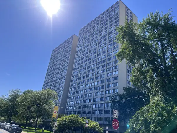 4800 S Lake Park AVE #706A, Chicago, IL 60615