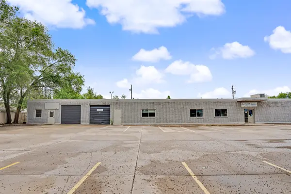 6810 34TH Street CT #2, Moline, IL 61265