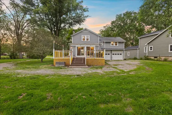 1418 Winaki TRL, Algonquin, IL 60102