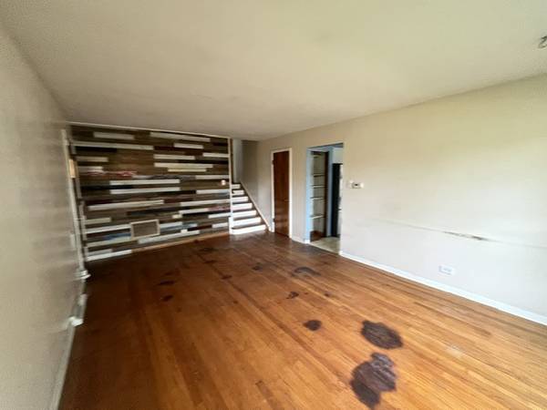 81 E ARQUILLA DR, Chicago Heights, IL 60411