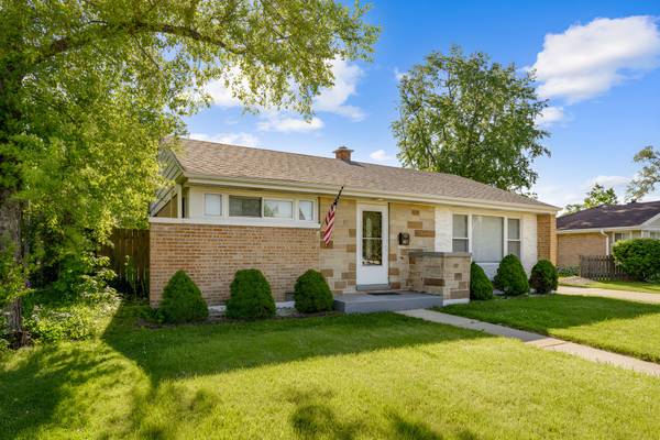 407 N West AVE, Elmhurst, IL 60126