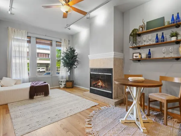 3951 N St Louis AVE #1, Chicago, IL 60618