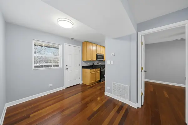 1937 W Pratt BLVD #2N, Chicago, IL 60626