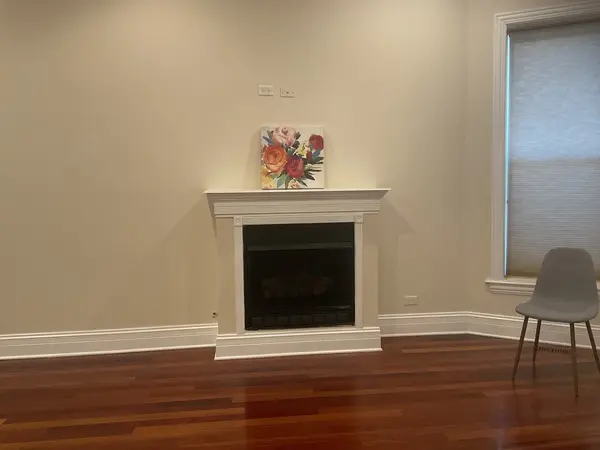 4839 S Vincennes AVE #1, Chicago, IL 60615