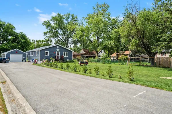 5203 W Court ST, Monee, IL 60449