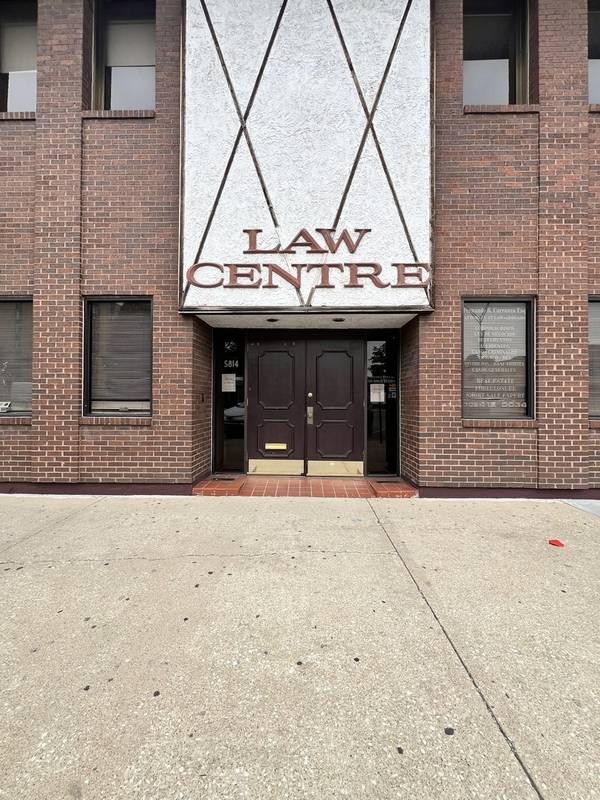 5814 W Cermak RD, Cicero, IL 60804