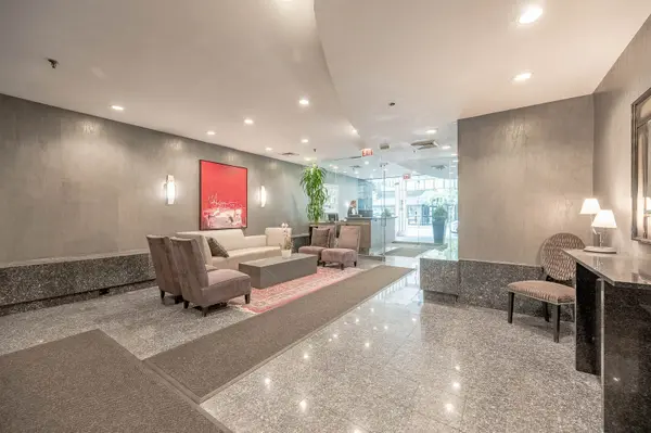 110 E Delaware PL #1702, Chicago, IL 60611