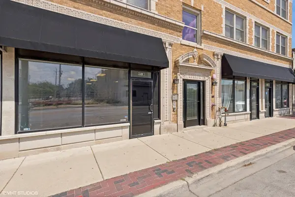 901 S 5TH AVE #B, Maywood, IL 60153