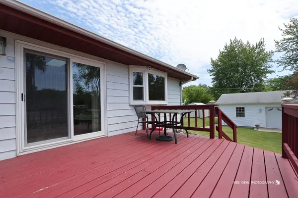 2019 Gilboa AVE, Zion, IL 60099