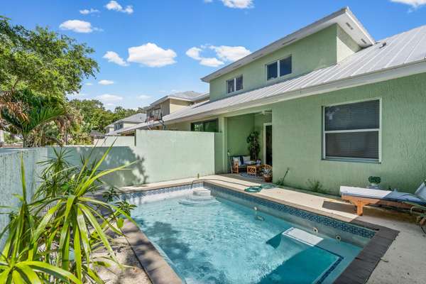 1875 Bridgepointe CIR #31, Vero Beach, FL 32960