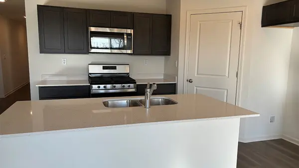 2276 Redwood TRL, Wonder Lake, IL 60097