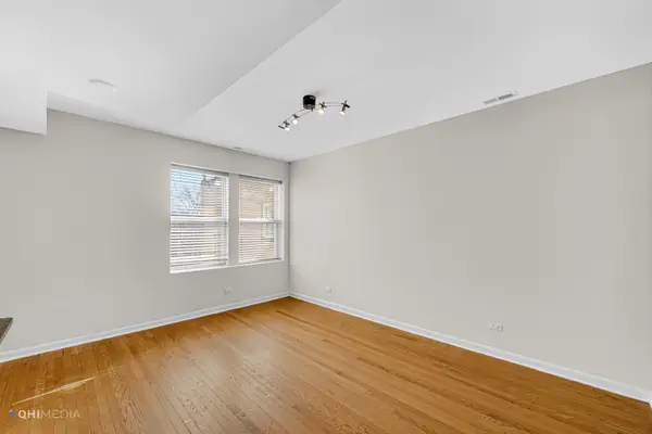 2316 W ROSEMONT AVE #3, Chicago, IL 60659