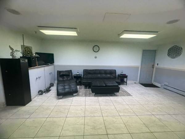 4600 N Cumberland AVE #1, Chicago, IL 60656