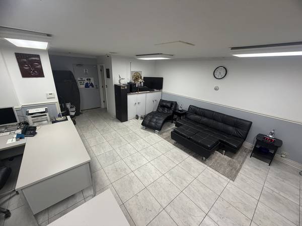 4600 N Cumberland AVE #1, Chicago, IL 60656