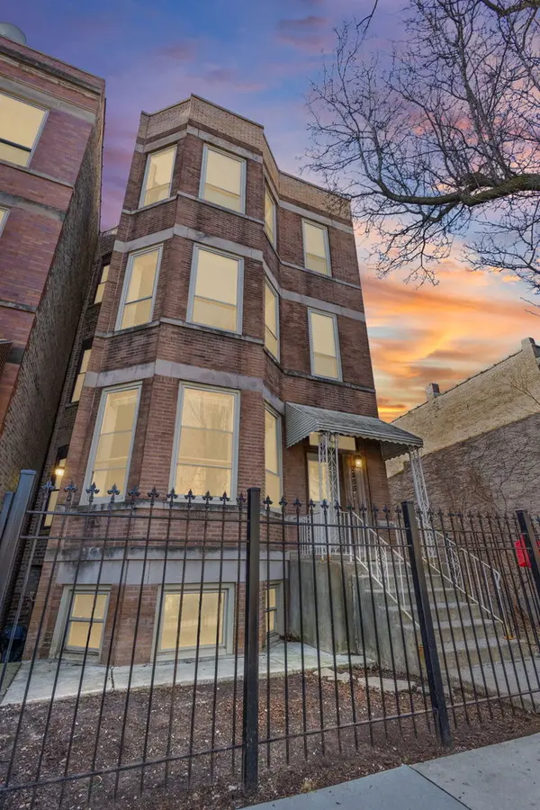 2833 W Polk ST, Chicago, IL 60612