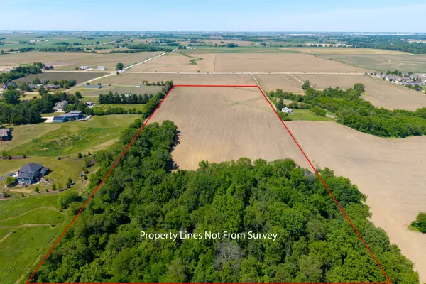 30 acres W Locust ST, Davenport, IA 52804