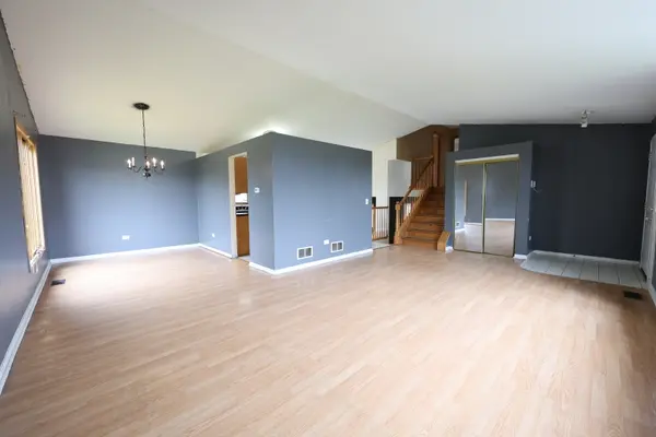 5011 FAIROAKS CT, Country Club Hills, IL 60478