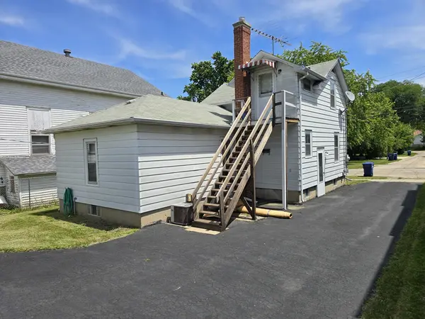627 N. 11th ST, Dekalb, IL 60115