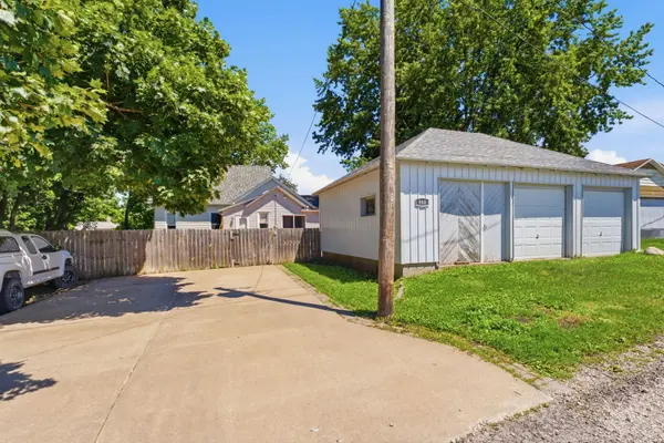 908 4th ST, Orion, IL 61273
