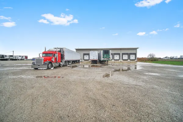 339 W Issert DR W, Kankakee, IL 60901