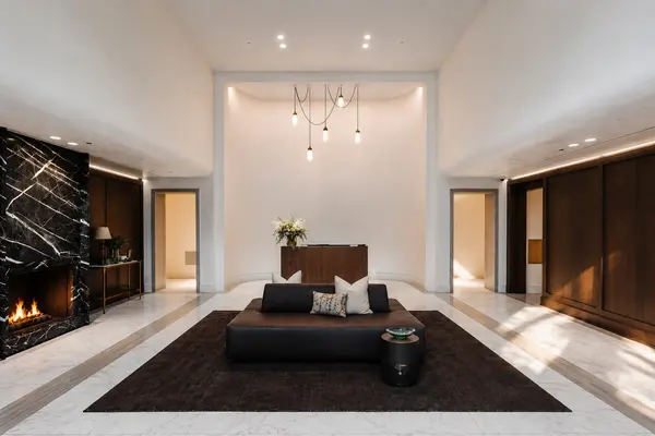 21 N May ST #1103, Chicago, IL 60607