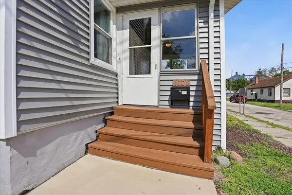 1101 N Western AVE, Bloomington, IL 61701