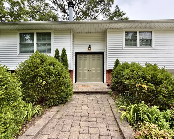 101 N Rod LN, Carbondale, IL 62901