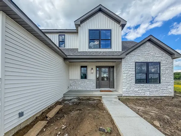 3016 Beringer CIR, Urbana, IL 61802